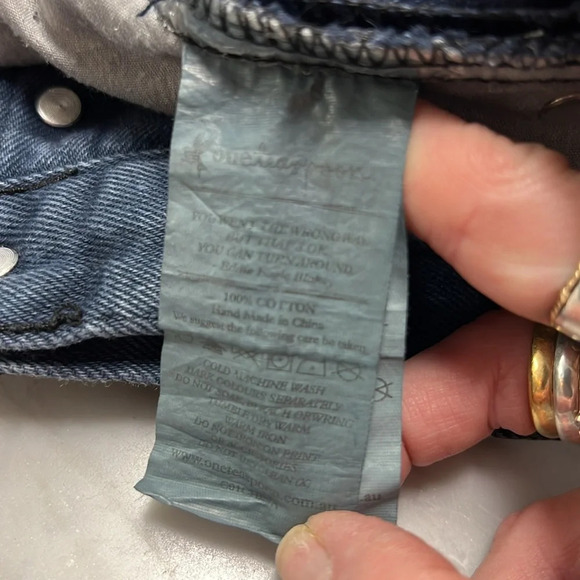Free People | One Teaspoon Distressed Dark Wash Hawk Shorts Size 28 - Picture 8 of 10
